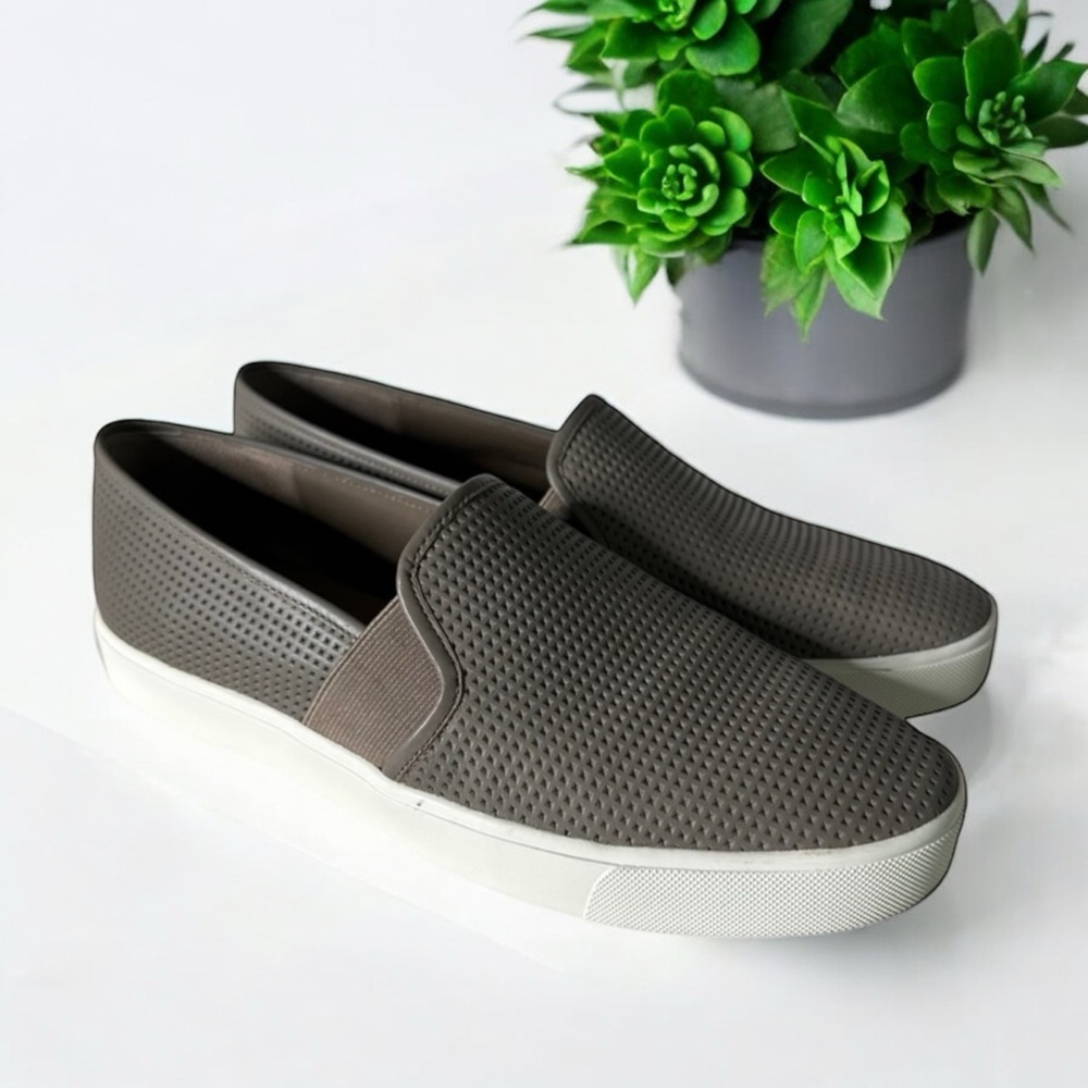 Vince. Womens Slip‎ on Sneakers Perforated Blair Loafer Gray Shoes Size 8.5